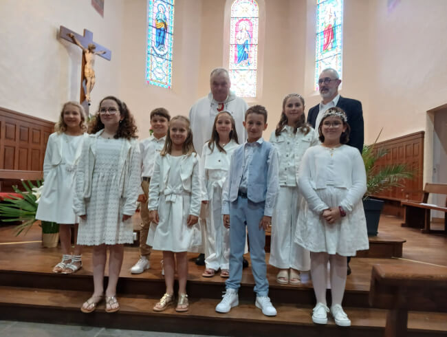 Premiere communion à Briscous 
