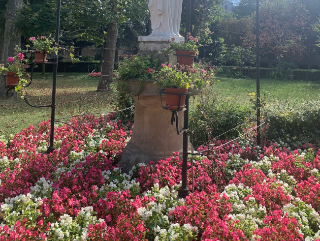 Photos sainte Vierge  : Paris chez les Filles de la Charité 