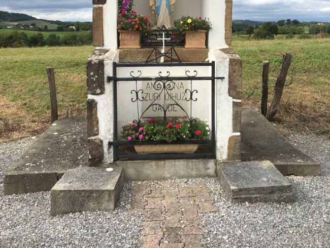 Photos sainte Vierge  : Bardos