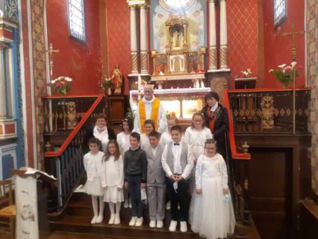 La première des communions dans notre paroisse  : Saint Martin d'Arberoue