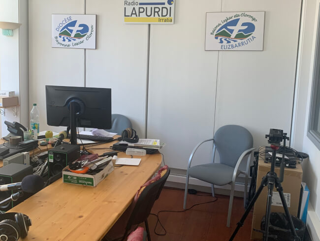 Visite des locaux de Radio Lapurdi  : 